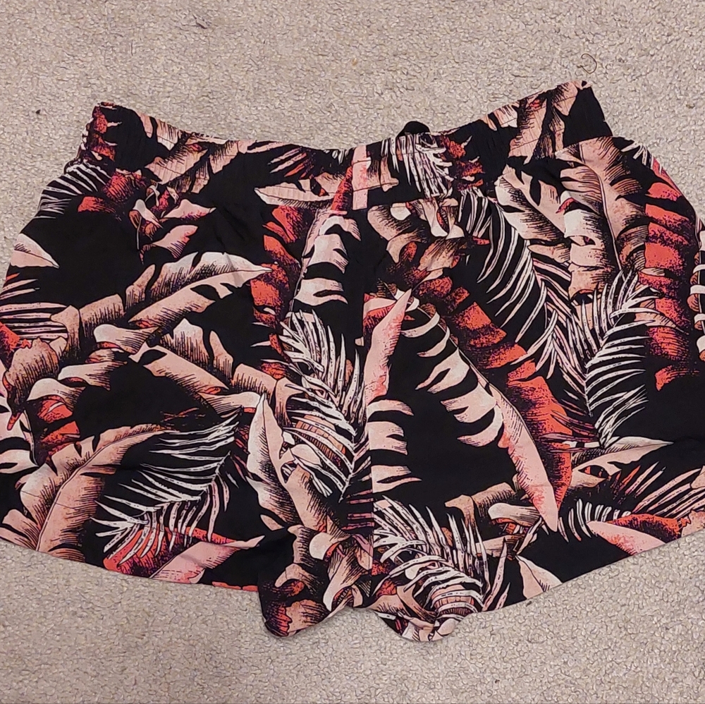 Tropical Print Women's Beach Shorts